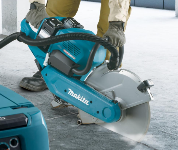 Makita CE002GZ 40 V Elektrikli 355 mm Aküsüz Beton Kesme Makinesi