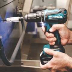 Makita DHP485RTJ Çift Akülü Li-on Akülü Darbeli Matkap 18 V 5 Ah