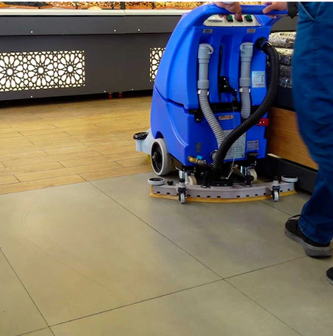 Cleanvac B4501 Akülü Zemin Temizleme Makinası