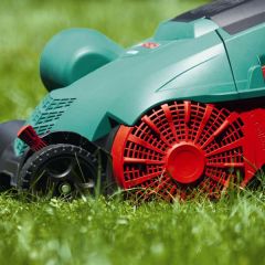 Bosch ALR 900 Çim Havalandırma Makinası 900 W