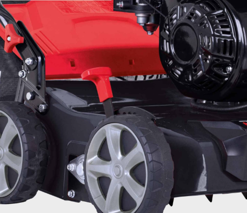 Scheppach SC55P   Benzinli Çim Havalandırma Makinesi