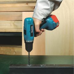 Makita 6271 DWPLE Akülü Matkap+El Fener (12 V) 1.3 Ah Ni-Cd