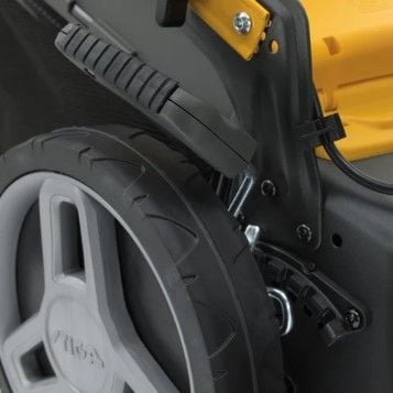 Stiga Collector 548 AE Akülü Çim Biçme Makinesi